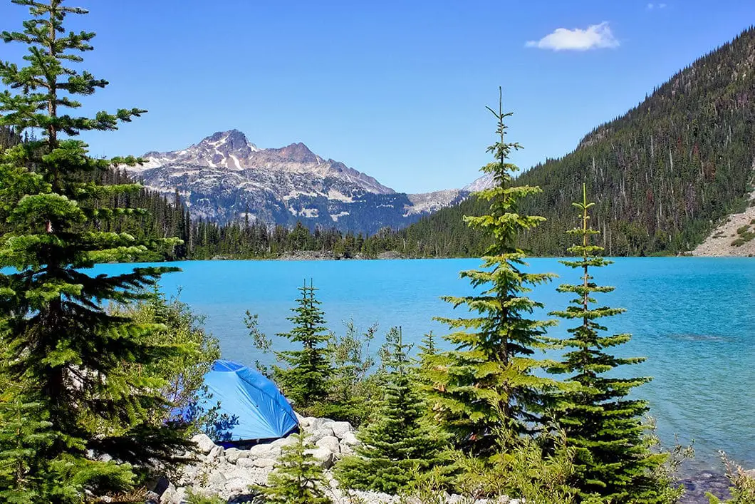 A tent at the Joffre Lake campsite