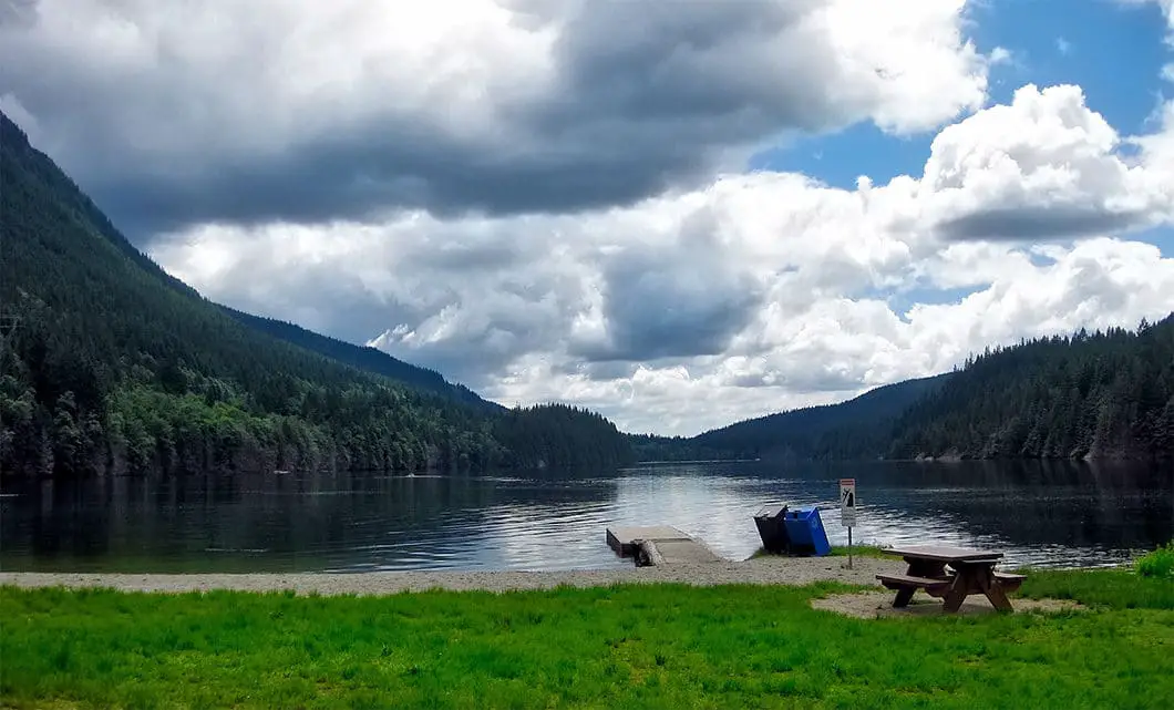 Sendero Diez Vistas Trail Hike 3 buntzen lake north beach