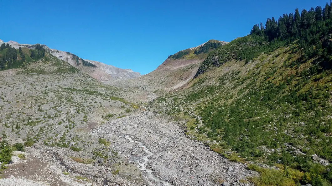 Hiking Opal Cone in Garibaldi Provincial Park 2 Ring Creek