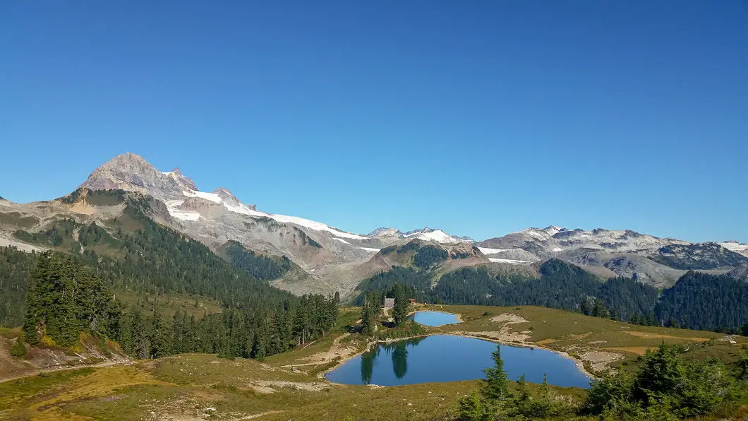 Opal Cone behind Elfin Lakes