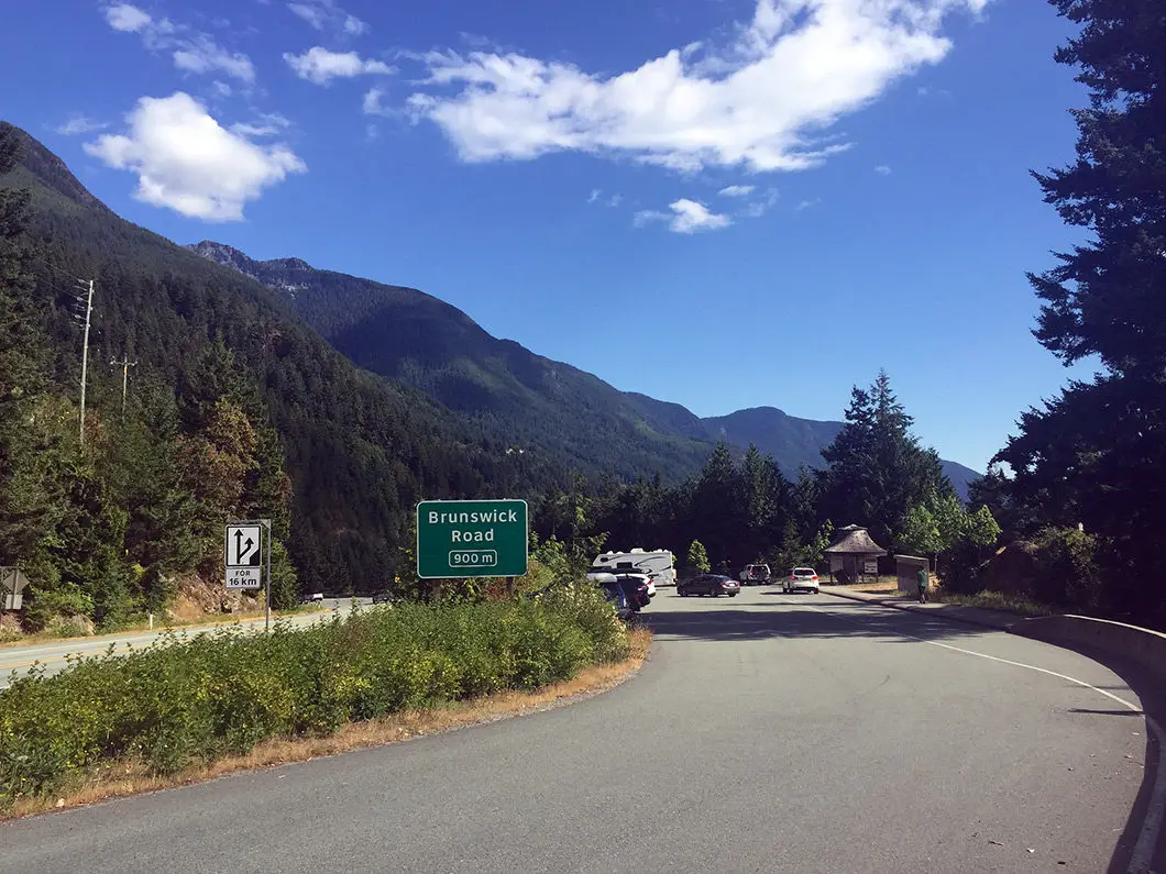 Tunnel Bluffs Trailhead