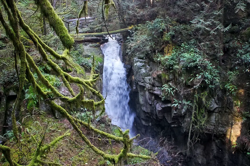 cypress falls | Cypress Falls Hike in West Vancouver