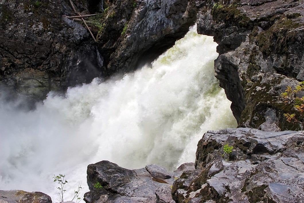 Lower Nairn Falls