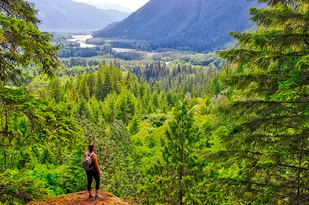 squamish river valley